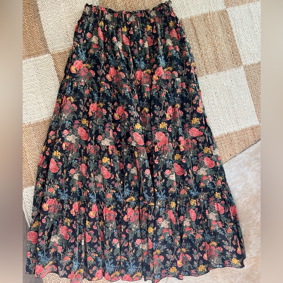 The Great The Day Dream Skirt Black Enchanted Floral - Picture 2 of 3
